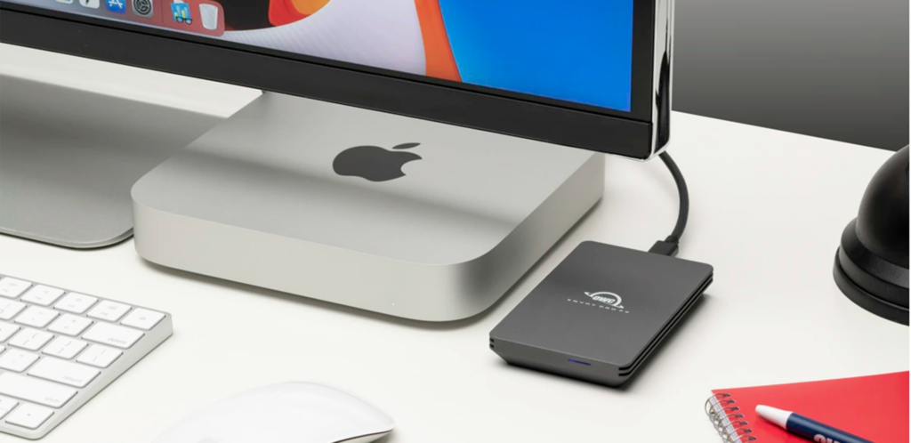 OWC Envoy Pro FX with Mac computer
