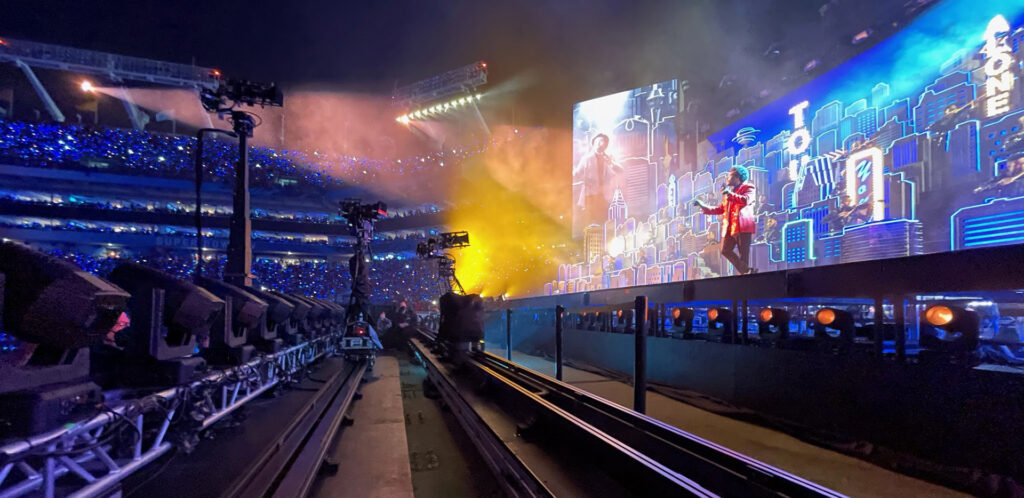 Superbowl Cameras on Tracks