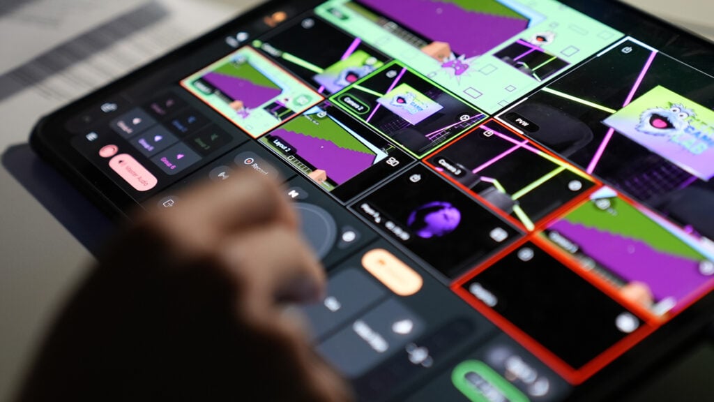 A student about to mix between cameras using Mavis Studio